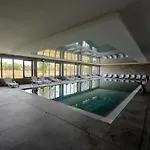 Neu! Exklusives Mit Pool In Strandnaehe