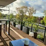 Neu! Exklusives Mit Pool In Strandnaehe *
