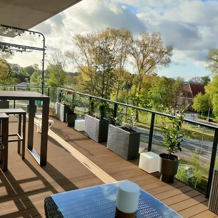 Neu! Exklusives Mit Pool In Strandnaehe *