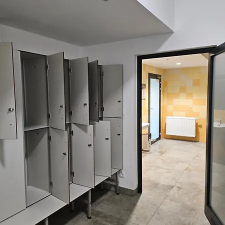 Neu! Exklusives Mit Pool In Strandnaehe